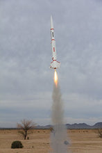 Load image into Gallery viewer, North Coast Rocketry Flying Model Rocket Kit SA-14 Archer
