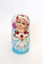 Load image into Gallery viewer, BuyRussianGifts Princess Russian Nesting Doll Hand Painted 5 Piece Doll Set
