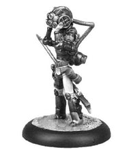 Load image into Gallery viewer, Bombshell 32mm Scale Miniatures: Vivan Gale
