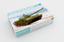 Load image into Gallery viewer, Trumpeter Russian T62 ERA Mod 1962 Tank (1/35 Scale)
