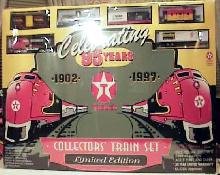 Load image into Gallery viewer, Texaco Collectors Train Set &quot;Limited Edition&quot;
