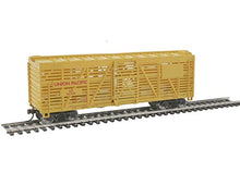 Load image into Gallery viewer, Walthers Trainline HO Scale Model 40&#39; Stock Car with Metal Wheels Union Pacific
