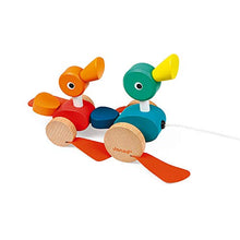 Load image into Gallery viewer, Janod Zigolos Pull Along Duck Family Early Learning and Motor Skills Toy with Flapping Feet Made of FSC Certified Beech and Cherry Wood for Ages 12 Months+
