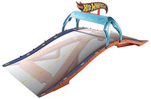 Load image into Gallery viewer, HOT WHEELS Ai OVERPASS BRIDGE PACK Accessory
