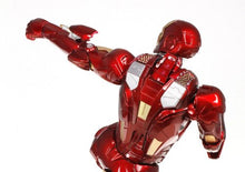 Load image into Gallery viewer, Dragon Models Avengers: Iron Man Mk. 7 Combat Version Action Hero Vignette
