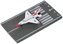 Load image into Gallery viewer, Daron Runway24 F-16 Thunderbird Die Case Plane
