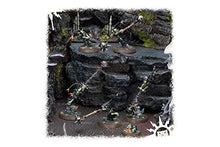 Load image into Gallery viewer, Games Workshop Warhammer AoS - Gloomspite Gitz Fanatics
