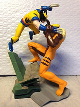 Load image into Gallery viewer, Marvel Limited Miniature Wolverine Vs Sabertooth
