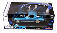 Load image into Gallery viewer, Maisto 1965 Chevy Corvette, Blue 31640 - 1/18 Scale Diecast Model Toy Car
