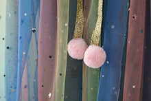 Load image into Gallery viewer, Girls Princess Cape Rainbow Cloak Shiny Glitter Party Prop Kids Halloween Fancy Dress (Rainbow, 3-5T)
