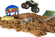 Load image into Gallery viewer, Monster Jam, Soldier Fortune Monster Dirt Deluxe Set, Featuring 16oz of Monster Dirt and Official 1:64 Scale Die-Cast Monster Jam Truck

