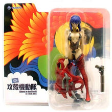 Load image into Gallery viewer, Ghost in the Shell: Motoko Kusanagi &quot;Diver Down&quot; Figure
