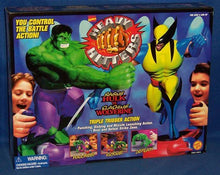 Load image into Gallery viewer, Marvel Heavy Hitters Raging Hulk vs. Slashing Wolverine
