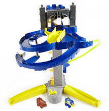 Load image into Gallery viewer, Fisher-Price Thomas &amp; Friends MINIS, DC Super Friends Batcave
