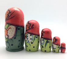 Load image into Gallery viewer, Orange Cat with Kitten Nesting Dolls Russian Hand Carved Hand Painted 5 Piece Matryoshka Set
